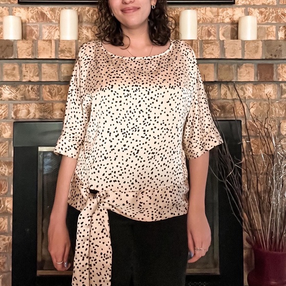 She + Sky | Front-tie Gold Blouse with Patterned Dots - Picture 3 of 8